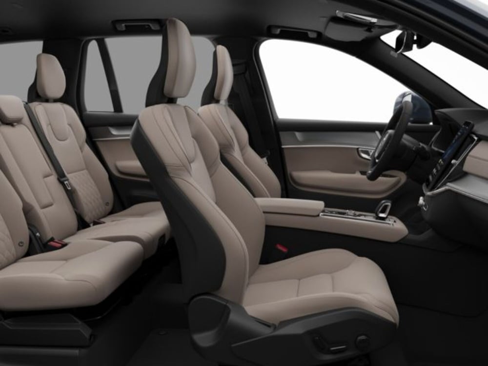 Volvo XC90 nuova a Modena (9)