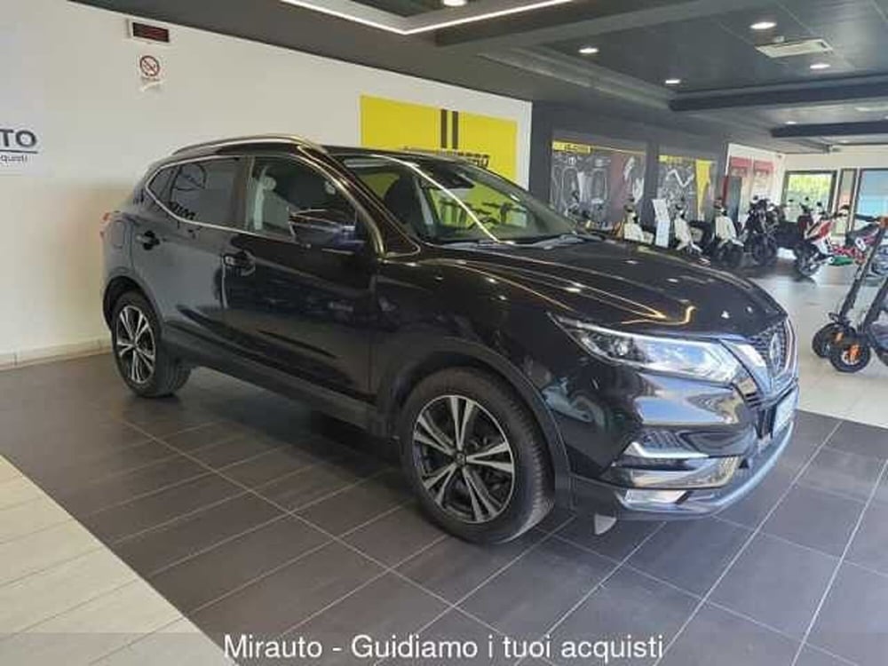 Nissan Qashqai usata a Roma