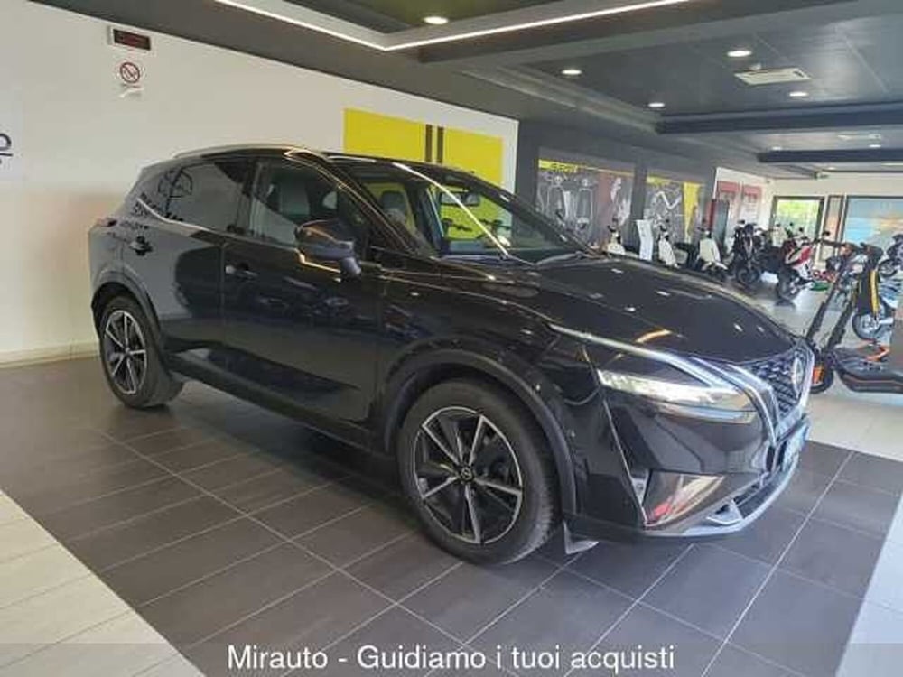 Nissan Qashqai usata a Roma