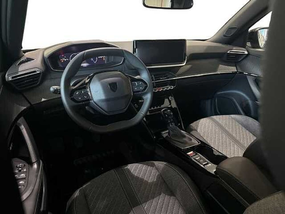 Peugeot 2008 nuova a Napoli (12)