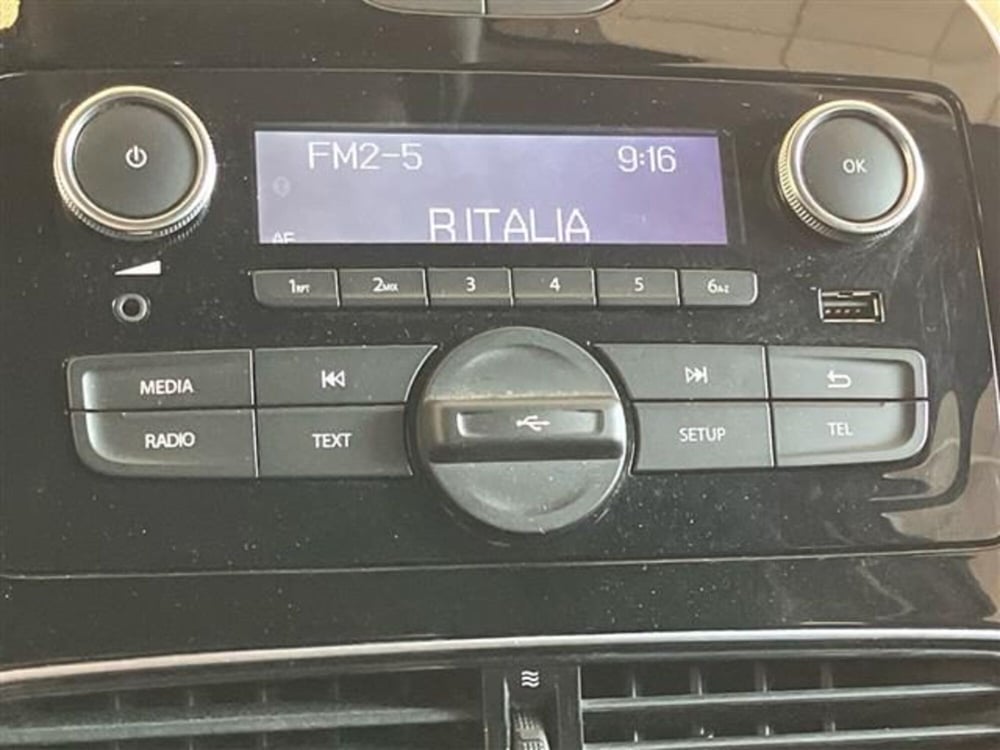 Renault Clio usata a Como (13)