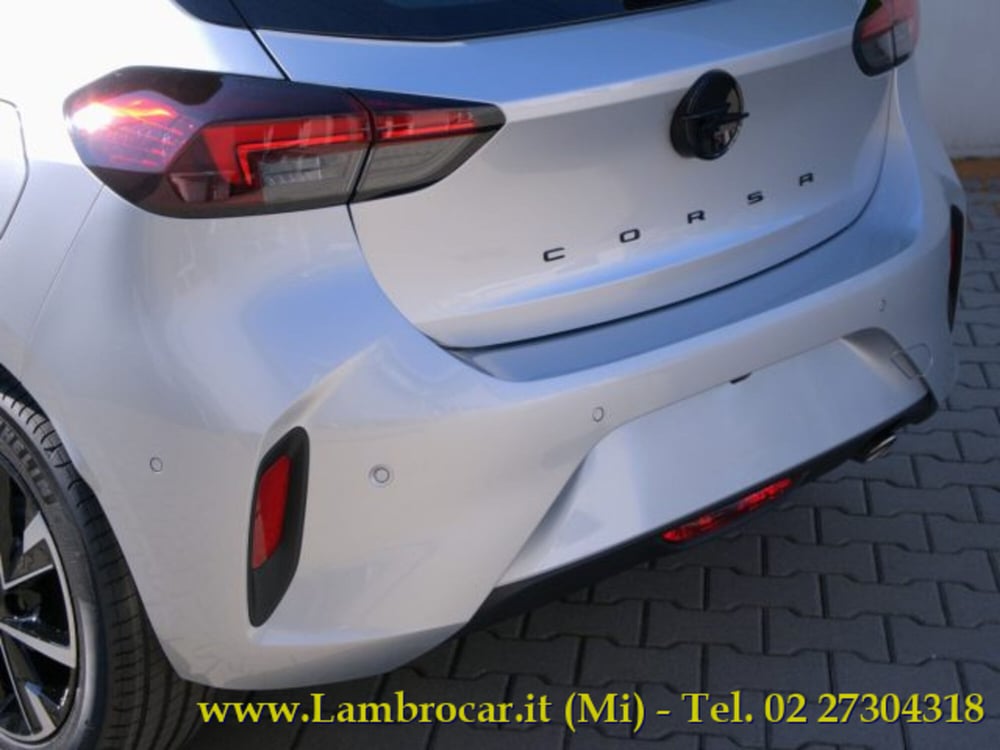 Opel Corsa nuova a Milano (14)