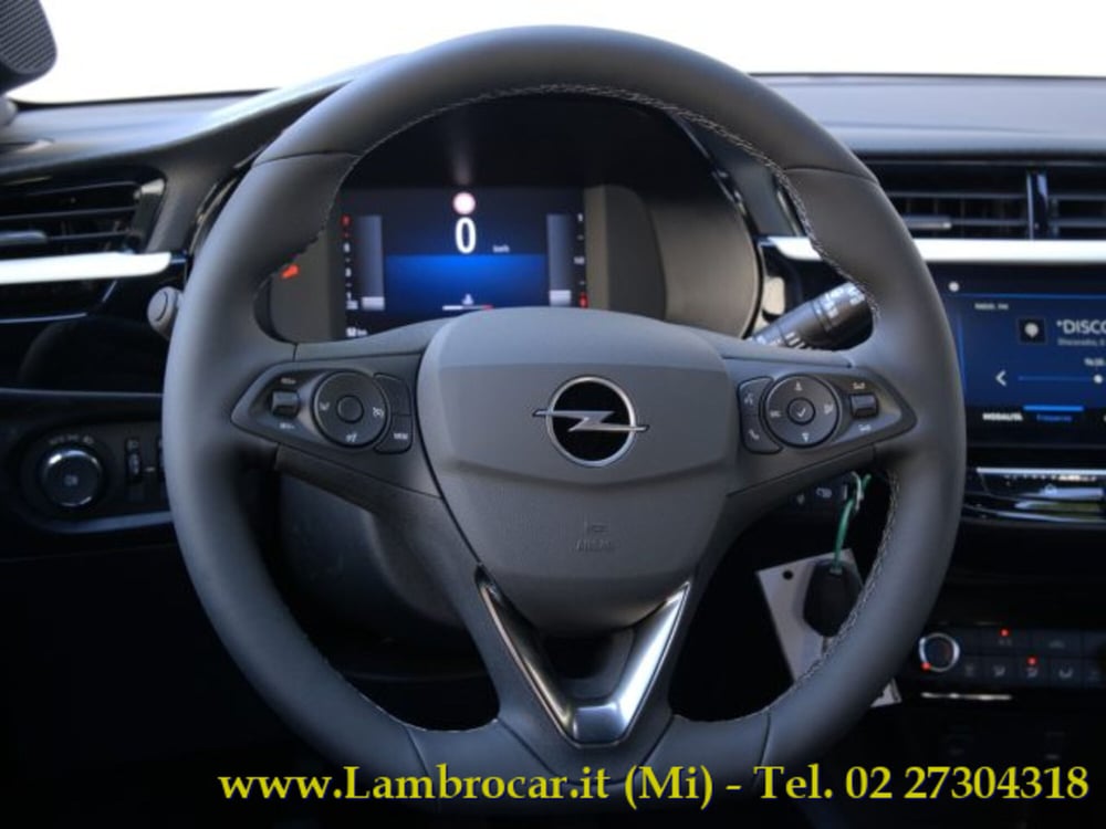 Opel Corsa nuova a Milano (6)