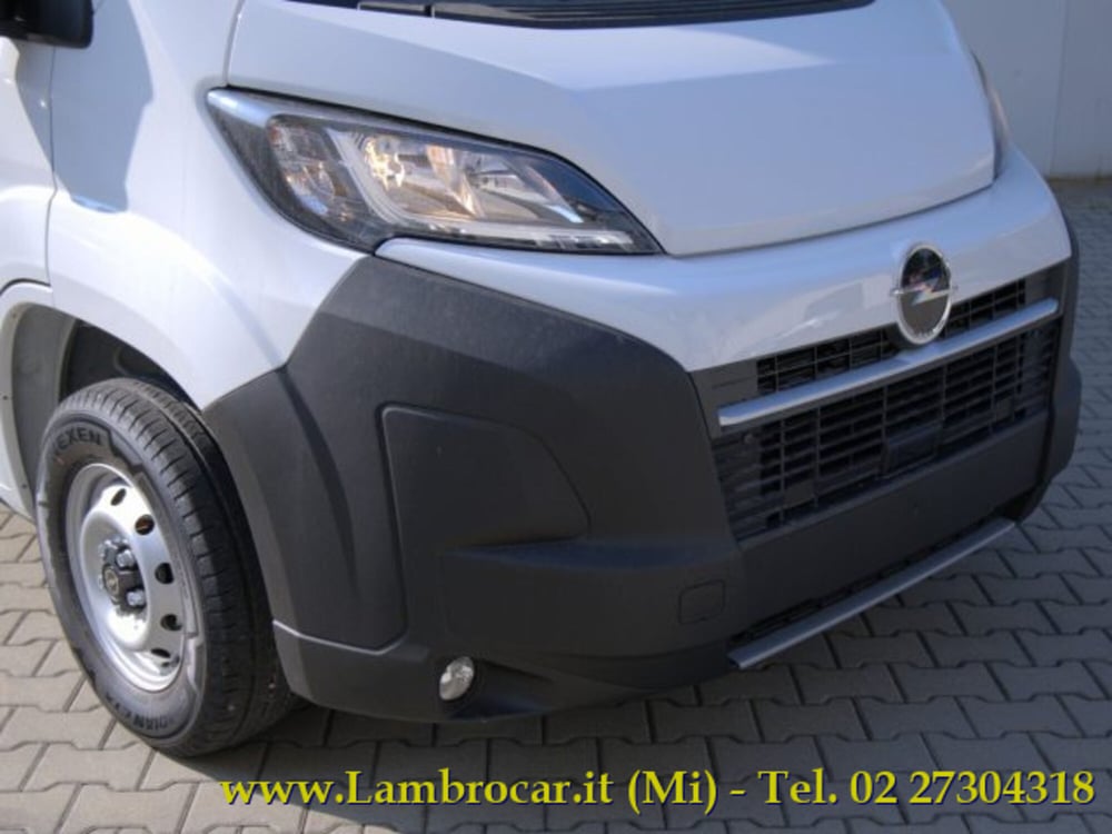 Opel Movano Furgone nuova a Milano (14)