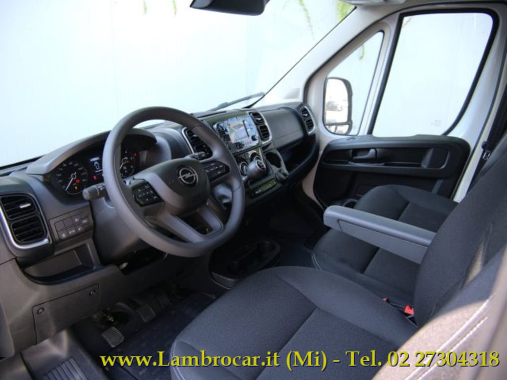 Opel Movano Furgone nuova a Milano (2)