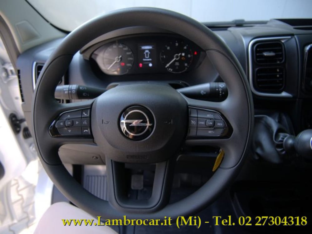 Opel Movano Furgone nuova a Milano (8)