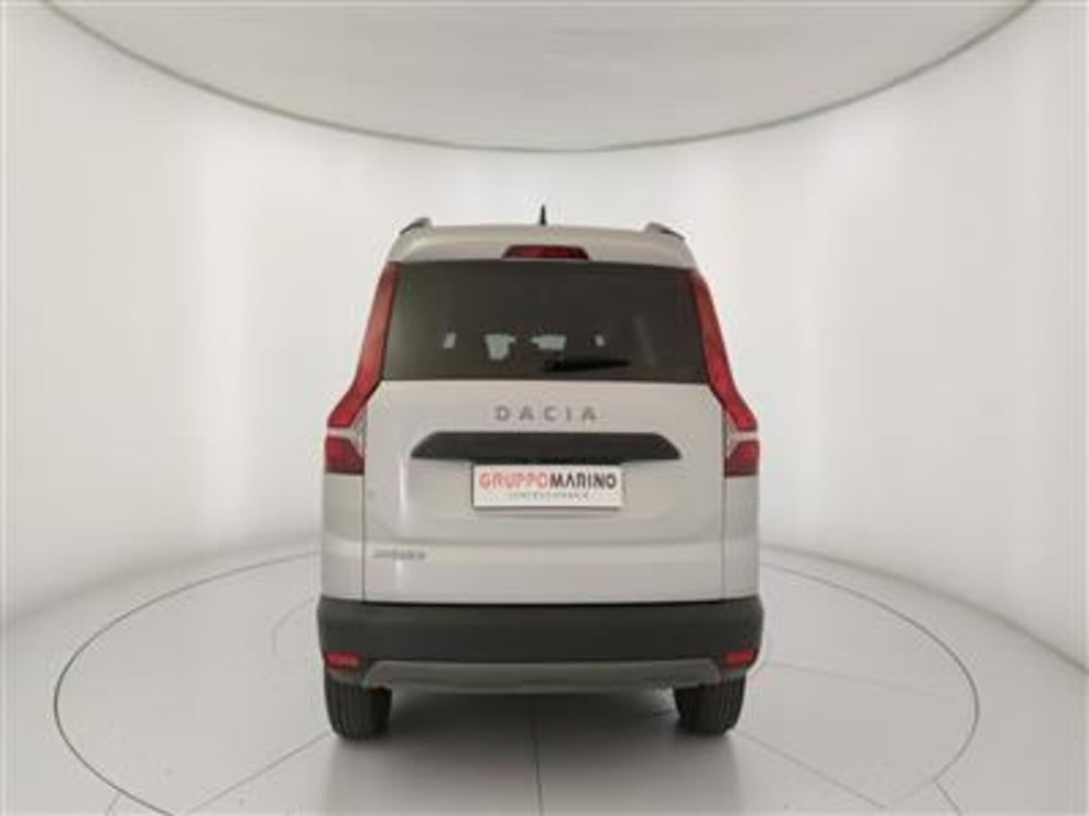 Dacia Jogger usata a Bari (6)