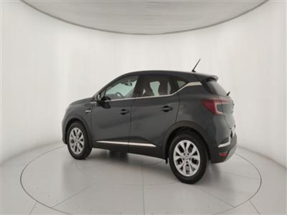 Renault Captur usata a Bari (4)