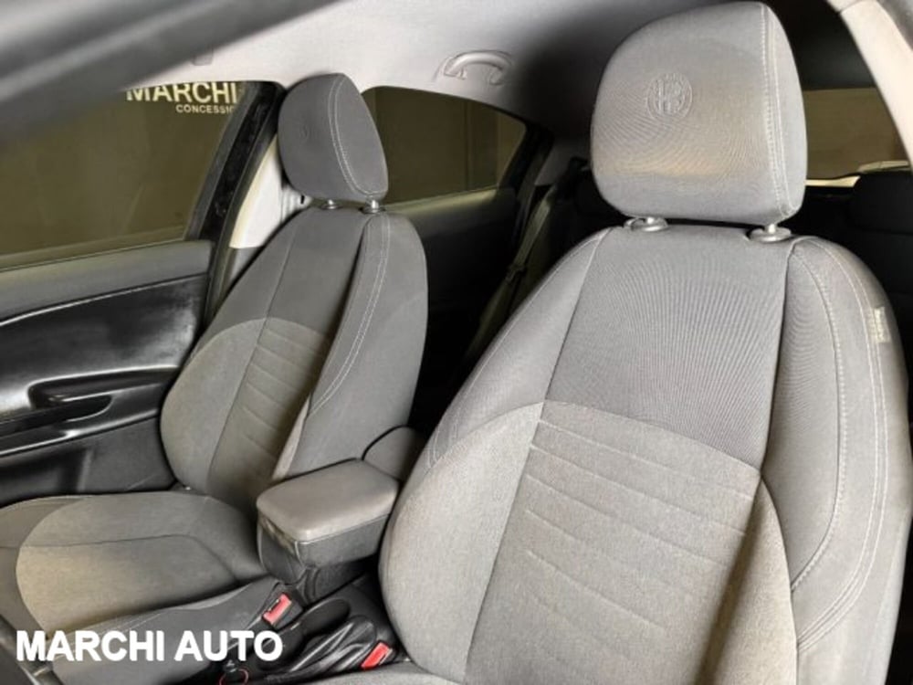 Alfa Romeo Giulietta usata a Perugia (11)