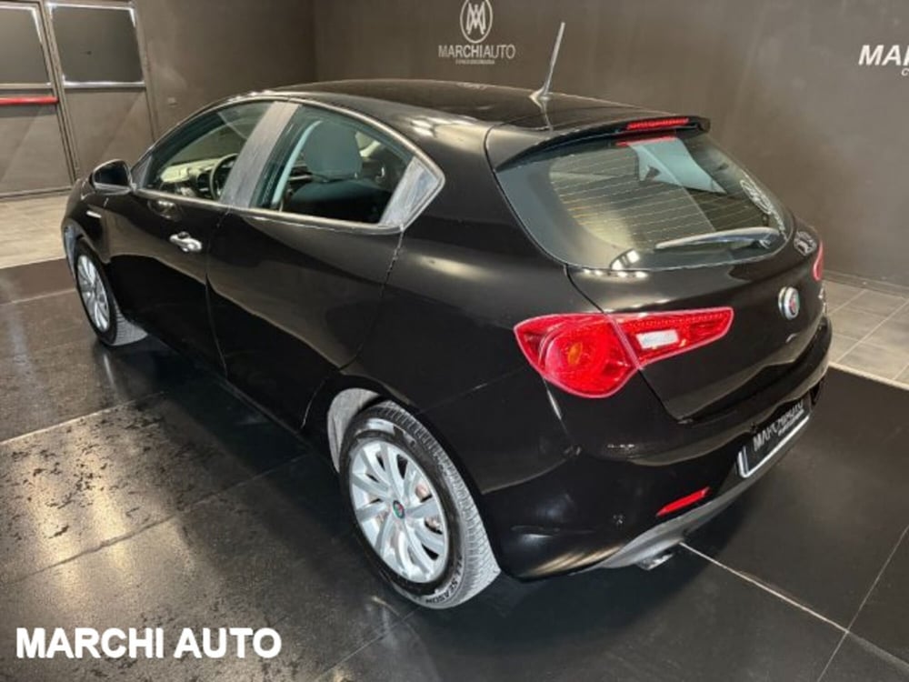 Alfa Romeo Giulietta usata a Perugia (7)