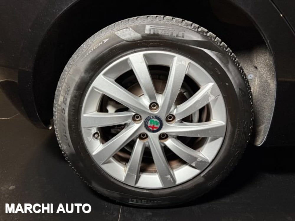 Alfa Romeo Giulietta usata a Perugia (9)