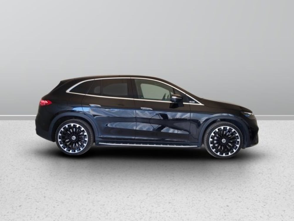 Mercedes-Benz EQE SUV usata a Teramo (7)
