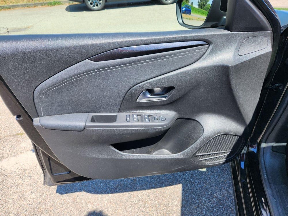 Opel Corsa usata a Milano (16)