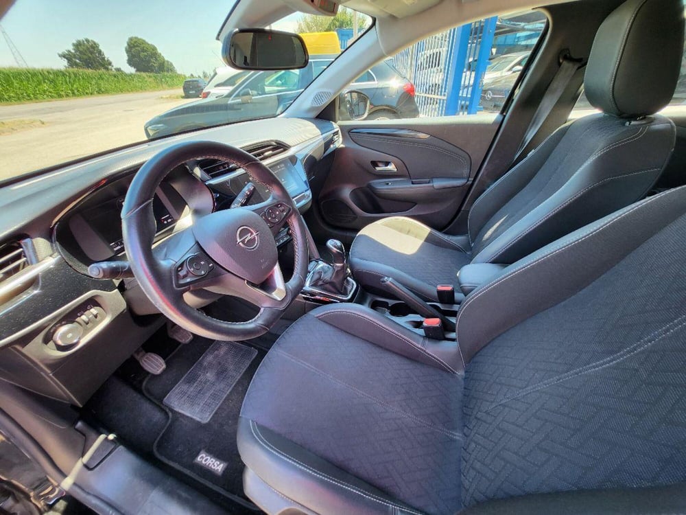 Opel Corsa usata a Milano (17)