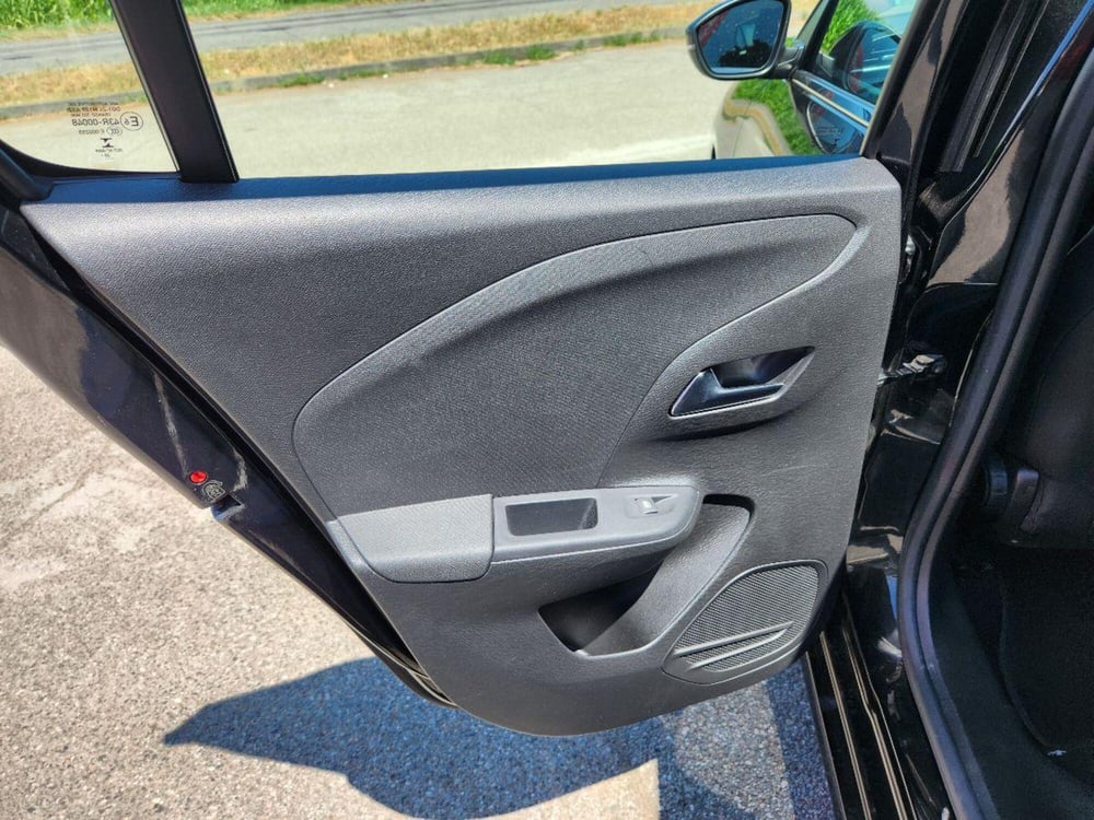 Opel Corsa usata a Milano (9)
