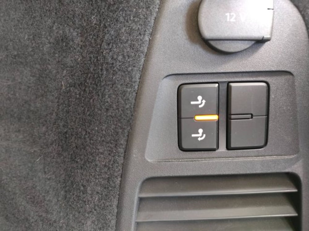 Volkswagen Touareg usata a Ascoli Piceno (11)