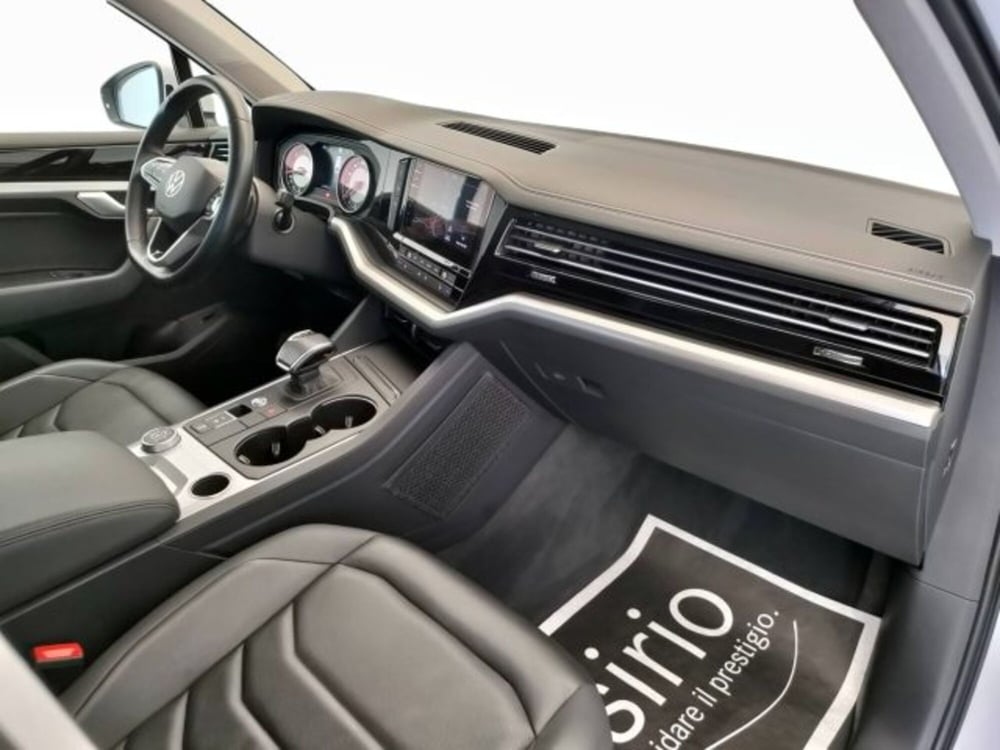 Volkswagen Touareg usata a Ascoli Piceno (9)