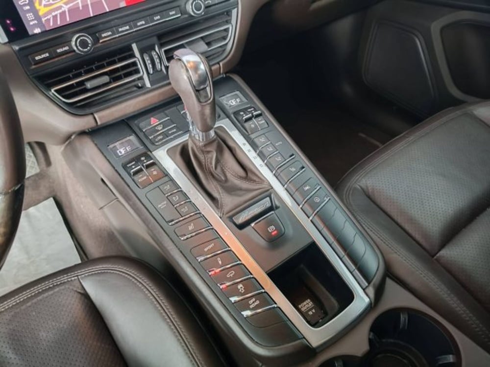 Porsche Macan usata a Ascoli Piceno (15)