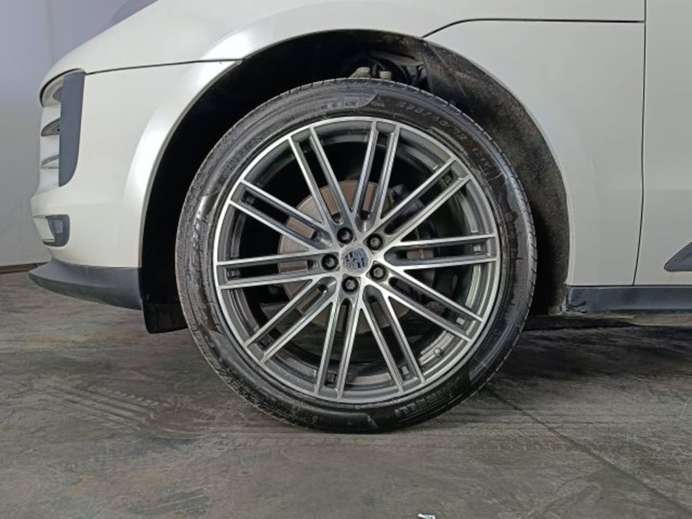 Porsche Macan usata a Ascoli Piceno (7)