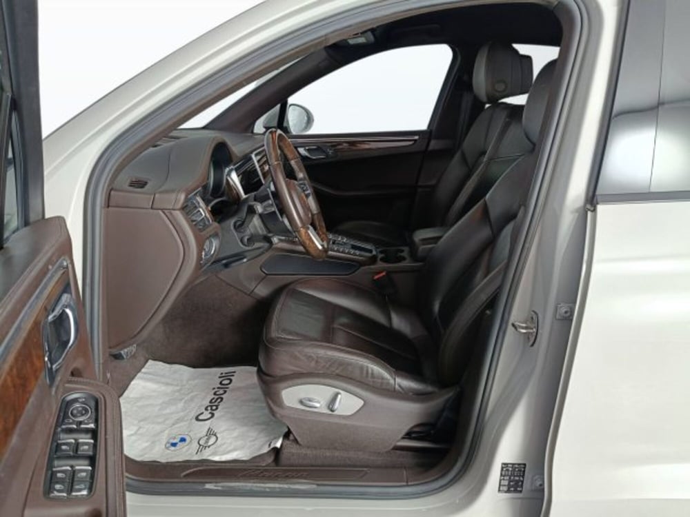 Porsche Macan usata a Ascoli Piceno (9)