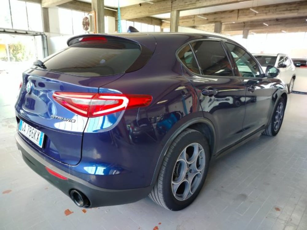 Alfa Romeo Stelvio usata a Forlì-Cesena (7)