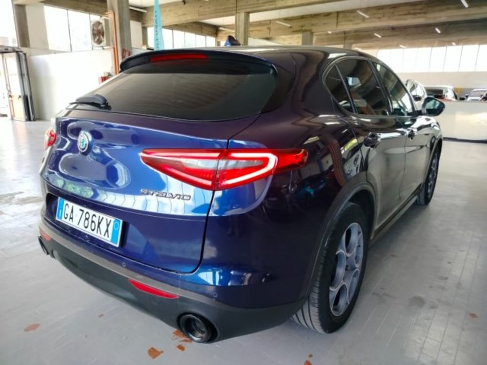Alfa Romeo Stelvio usata a Forlì-Cesena (8)