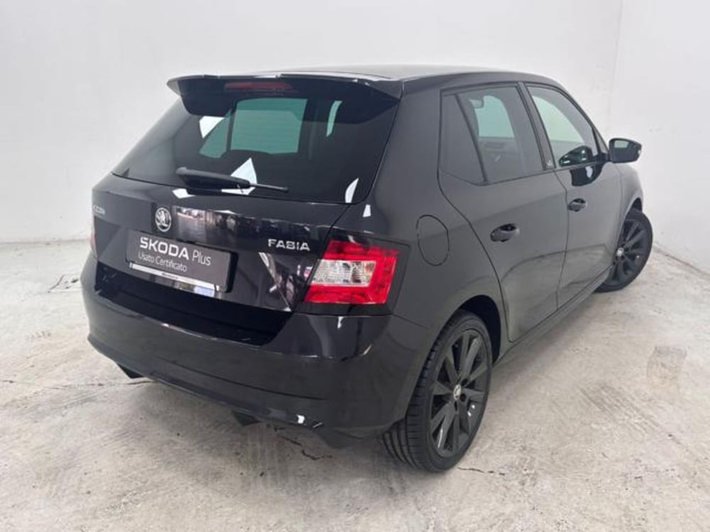Skoda Fabia usata a Como (2)