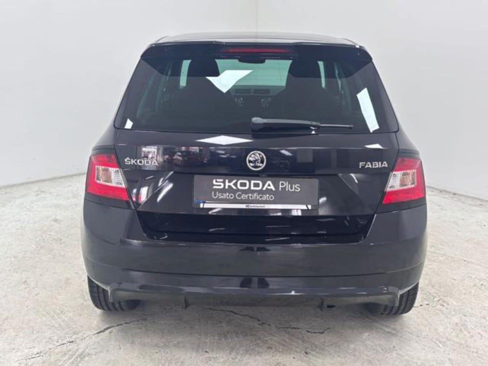 Skoda Fabia usata a Como (7)