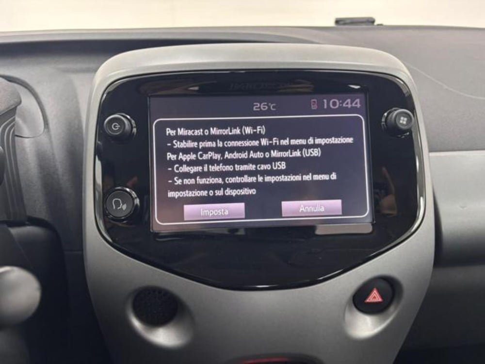 Toyota Aygo usata a Como (14)