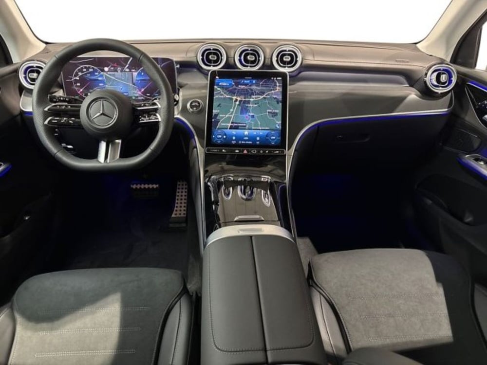 Mercedes-Benz GLC nuova a Bologna (13)