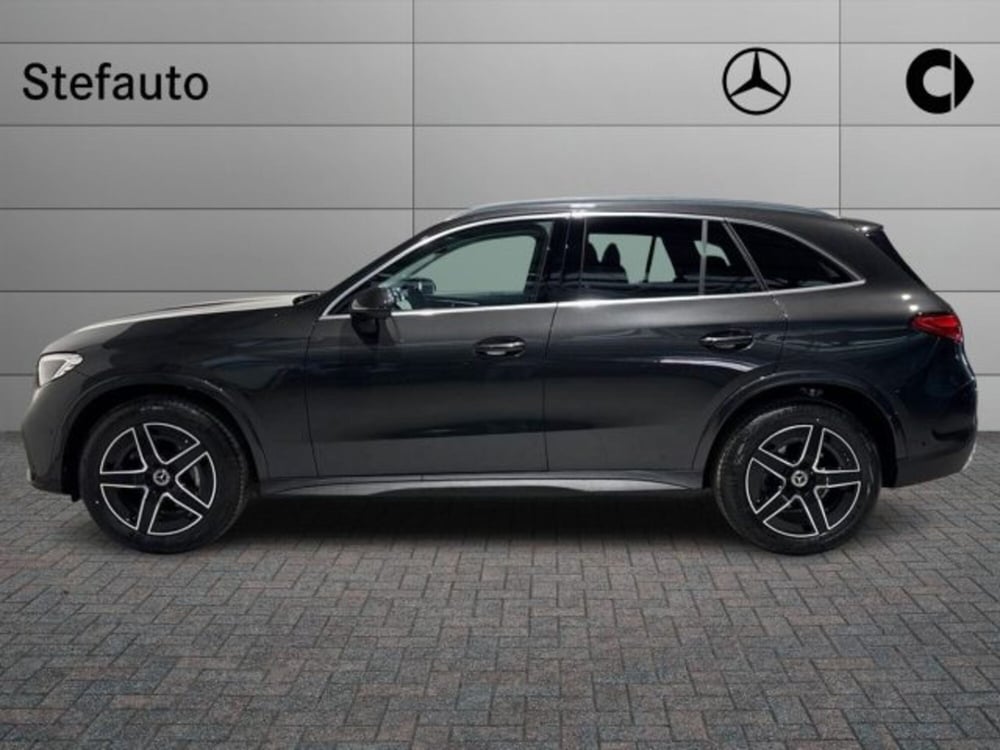 Mercedes-Benz GLC nuova a Bologna (3)
