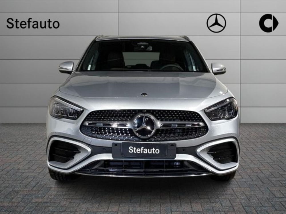 Mercedes-Benz GLA SUV nuova a Bologna (4)