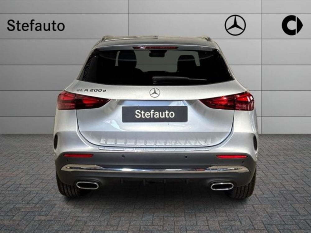 Mercedes-Benz GLA SUV nuova a Bologna (6)