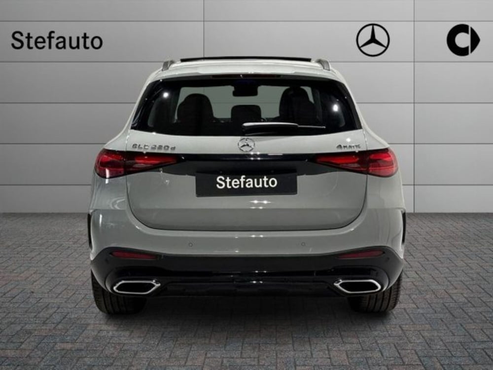 Mercedes-Benz GLC nuova a Bologna (6)