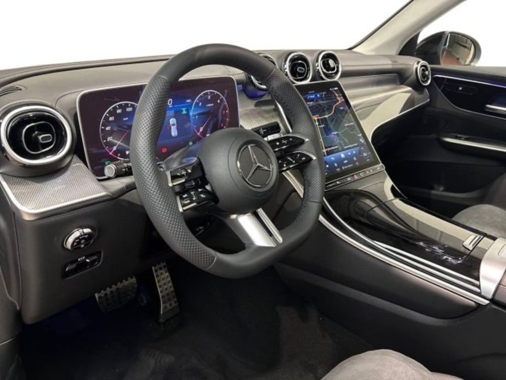 Mercedes-Benz GLC nuova a Bologna (11)