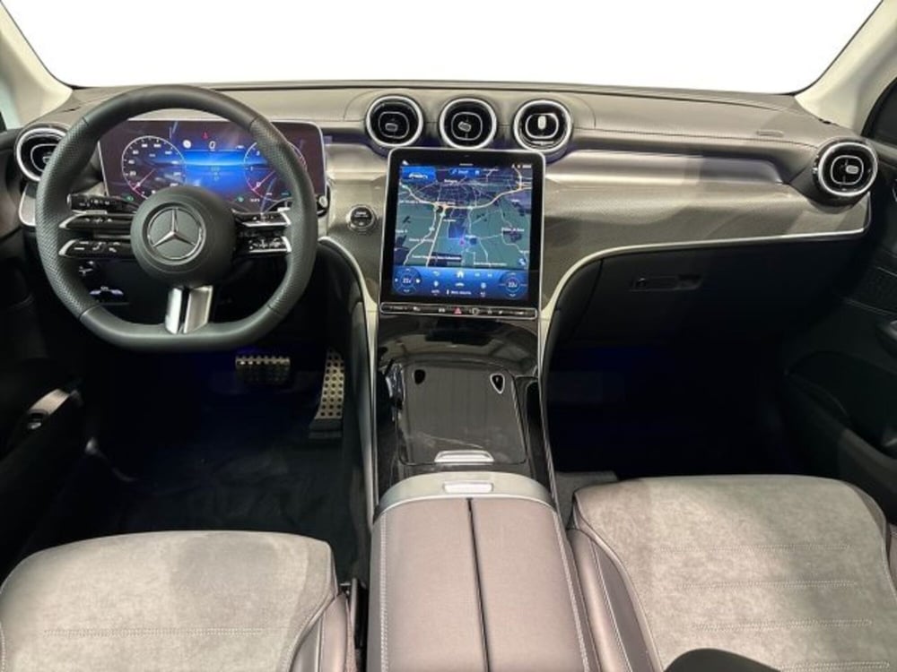 Mercedes-Benz GLC nuova a Bologna (13)
