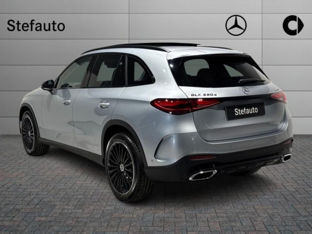 Mercedes-Benz GLC nuova a Bologna (5)
