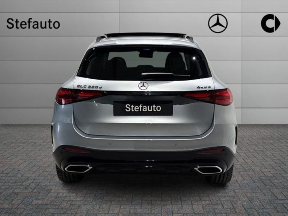 Mercedes-Benz GLC nuova a Bologna (6)