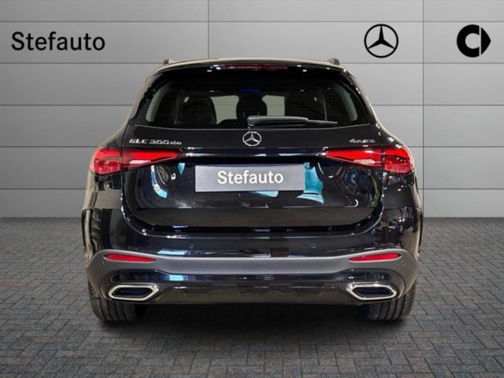 Mercedes-Benz GLC nuova a Bologna (6)