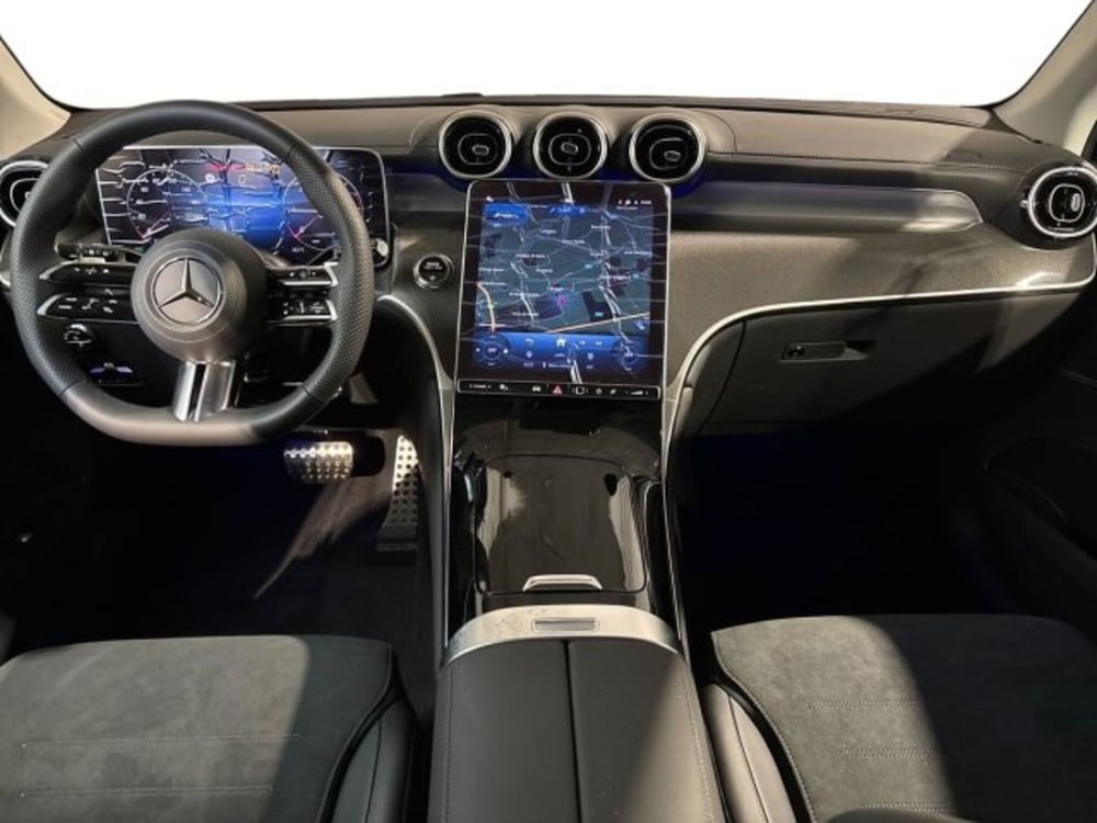 Mercedes-Benz GLC nuova a Bologna (13)
