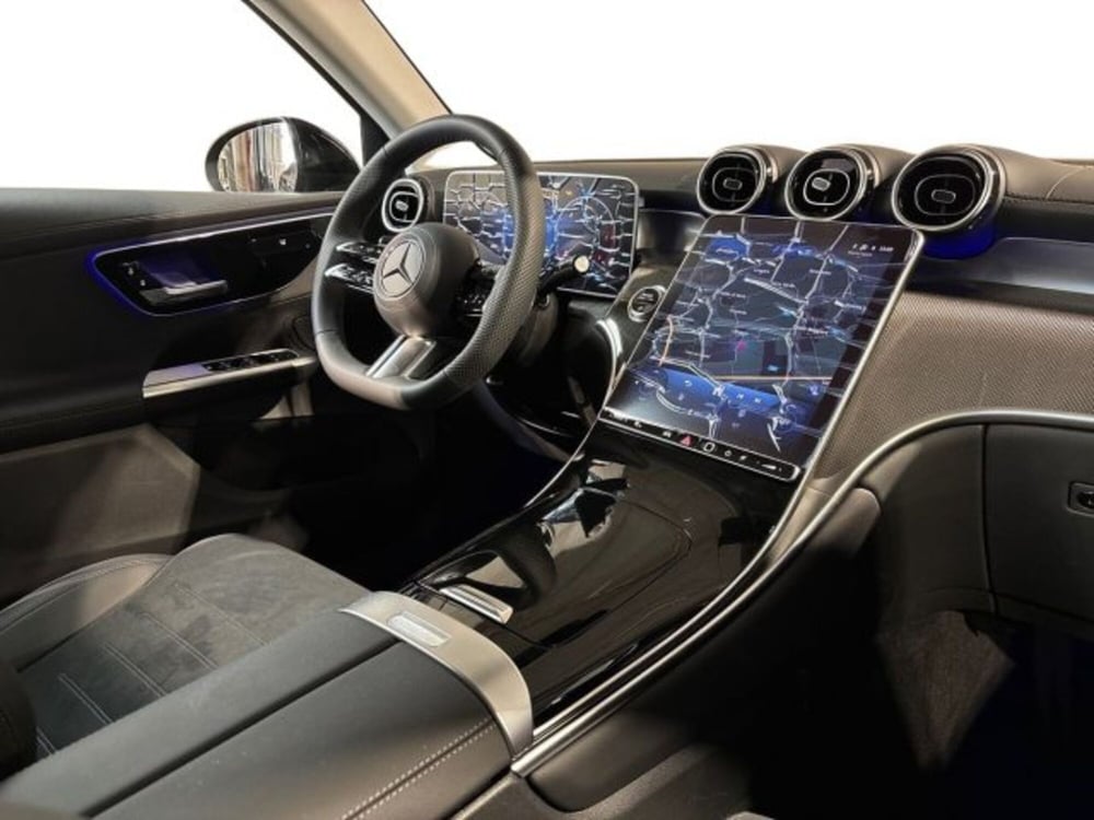 Mercedes-Benz GLC nuova a Bologna (15)