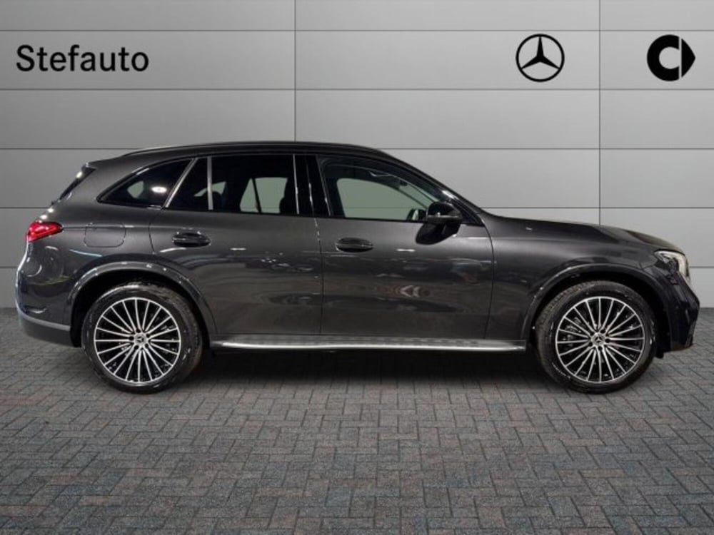 Mercedes-Benz GLC nuova a Bologna (2)