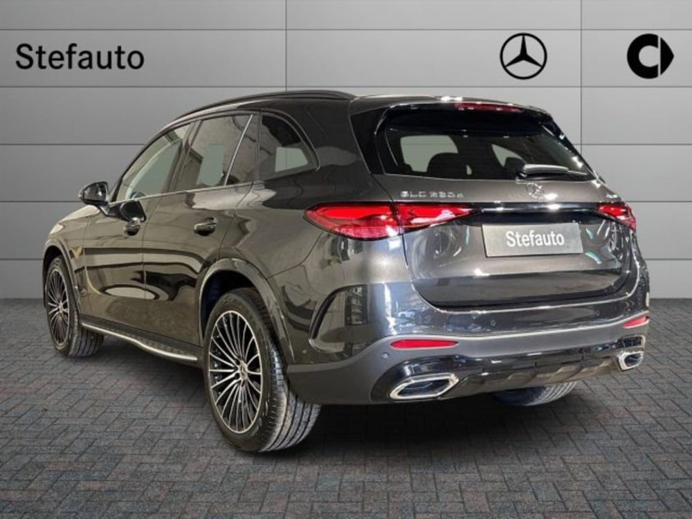 Mercedes-Benz GLC nuova a Bologna (5)