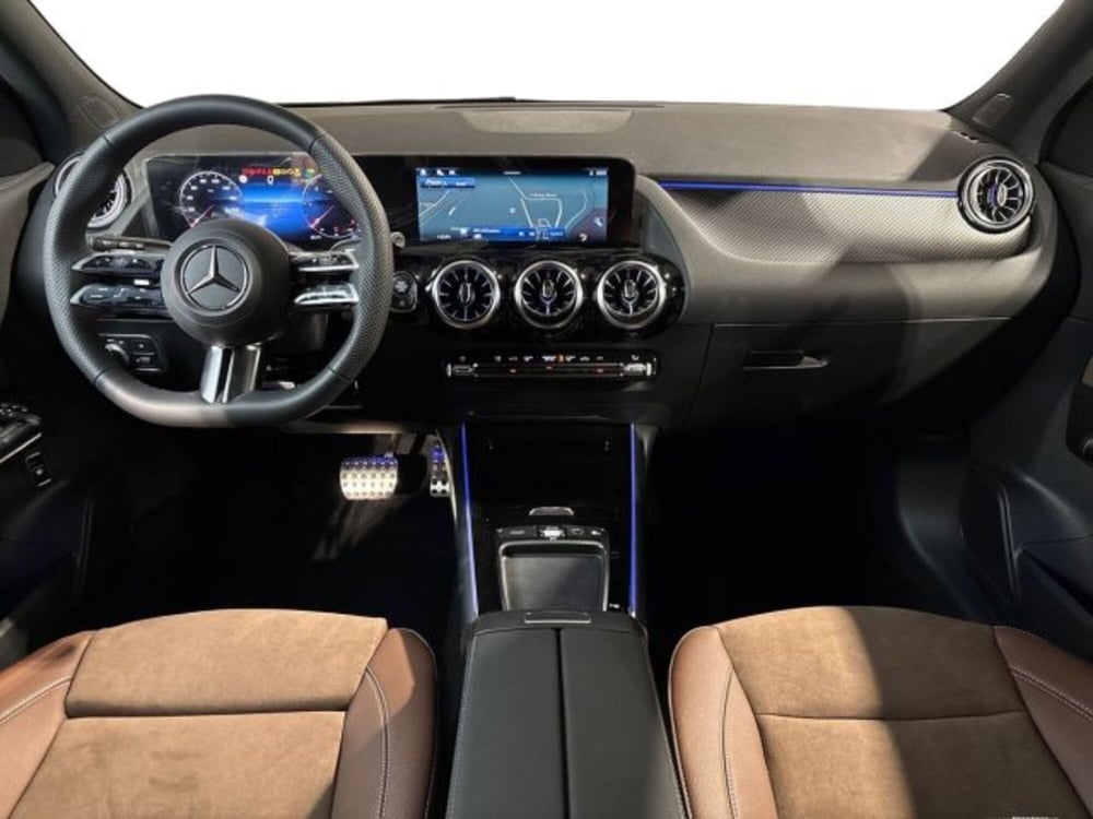 Mercedes-Benz GLA SUV nuova a Bologna (13)