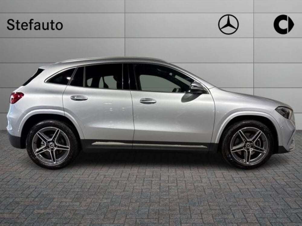 Mercedes-Benz GLA SUV nuova a Bologna (2)