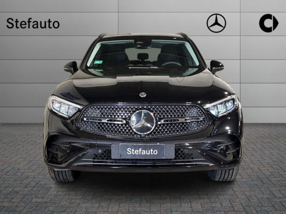 Mercedes-Benz GLC nuova a Bologna (4)