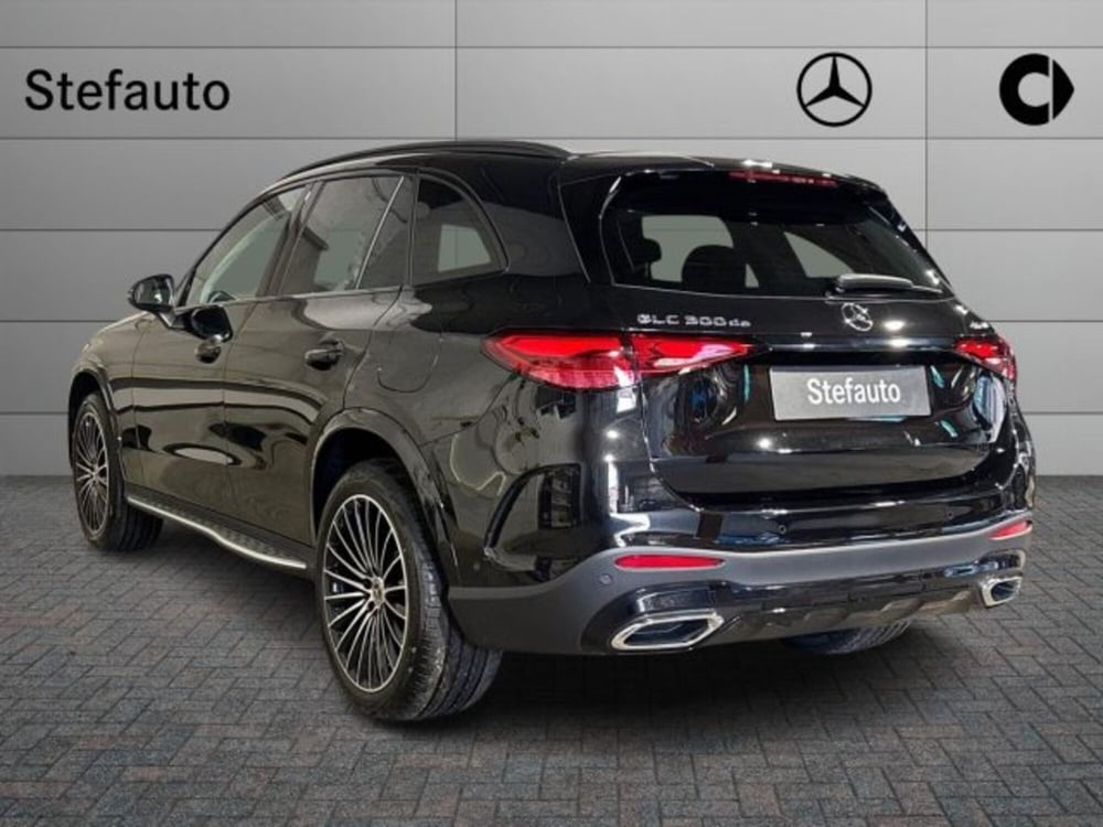 Mercedes-Benz GLC nuova a Bologna (5)