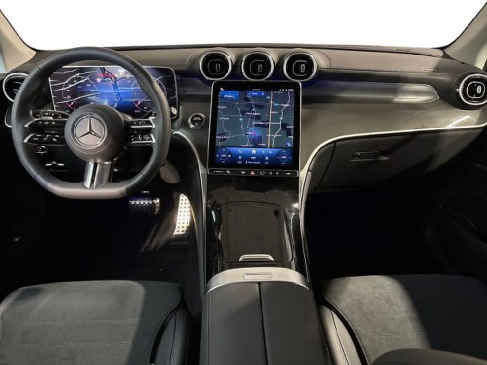 Mercedes-Benz GLC nuova a Bologna (13)