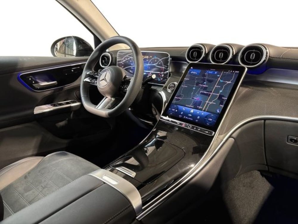 Mercedes-Benz GLC nuova a Bologna (15)