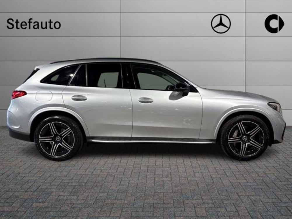 Mercedes-Benz GLC nuova a Bologna (2)